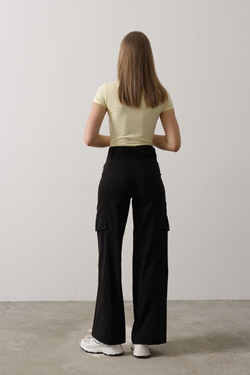 Siyah Kemerli Kargo Cepli Palazzo Pantolon