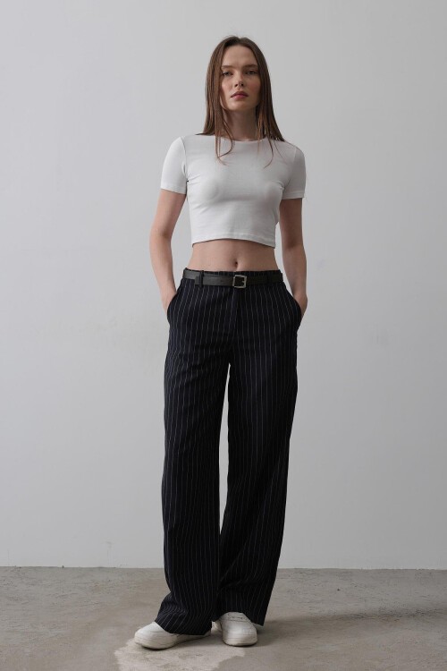 Lacivert-Beyaz Çift Cepli Kemerli Çizgili Palazzo Pantolon