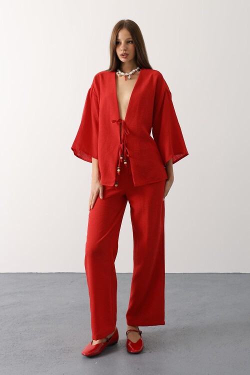 Kırmızı Bağlama Detaylı Bluz Ve Beli Lastikli Pantolon Keten Takım