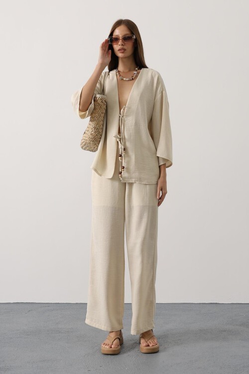 Taş Bağlama Detaylı Bluz Ve Beli Lastikli Pantolon Keten Takım