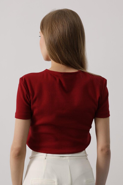 Bordo Bisiklet Yaka Düğme Aksesuarlı Bluz