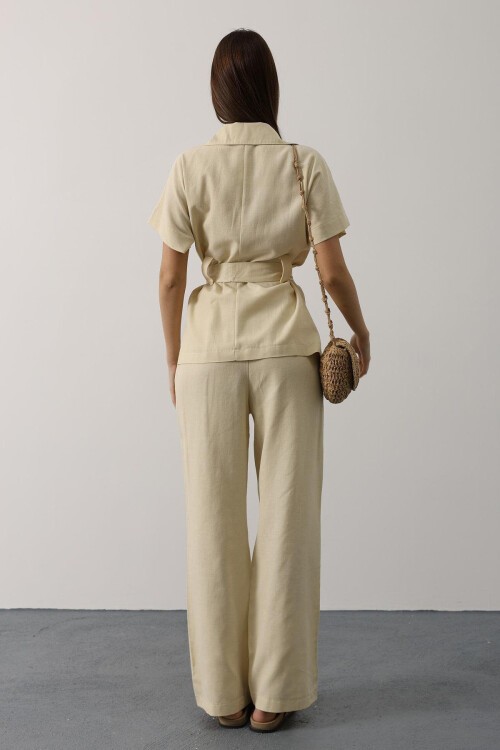 Ekru Kuşaklı Cep Detaylı Pantolon Takım