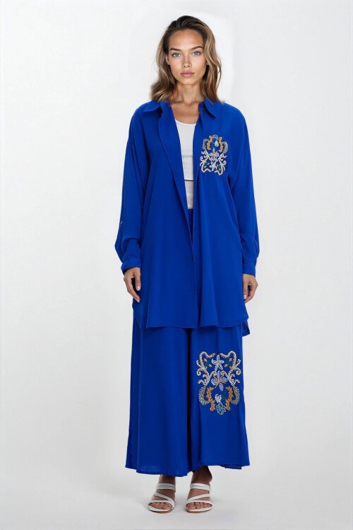 Mavi Nakışlı Yırtmaç Detaylı Kimono Ve Pantolon Büyük Beden Alt Üst Takım