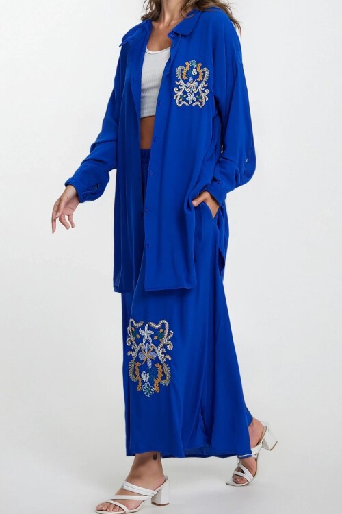Mavi Nakışlı Yırtmaç Detaylı Kimono Ve Pantolon Büyük Beden Alt Üst Takım