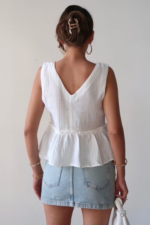 Beyaz V Yaka Önü Bağcıklı Keten Bluz