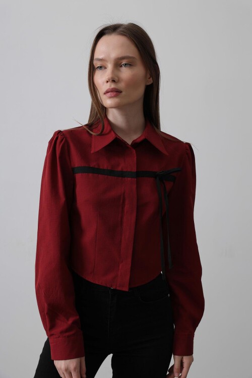 Bordo Önü Kontrast Fiyonklu Gömlek