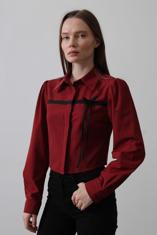 Bordo Önü Kontrast Fiyonklu Gömlek