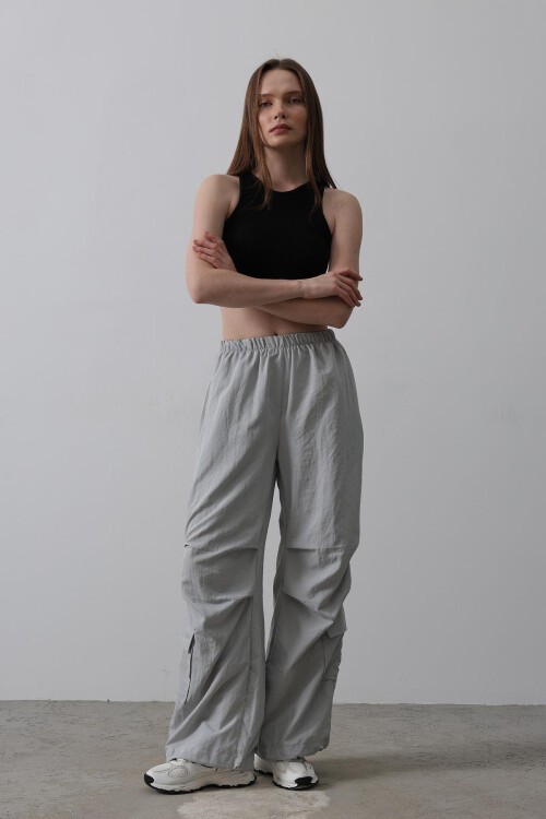 Gri Beli Lastikli Paraşüt Kargo Pantolon