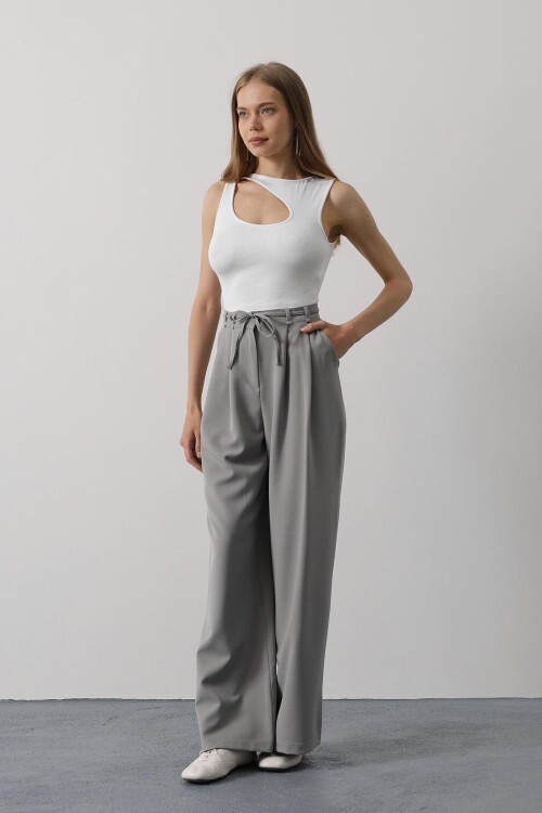 Gri Çift Cepli Pileli Bağcıklı Oversize Pantolon