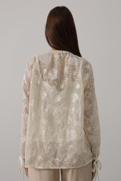 Taş Kendinden Desenli Bağlama Detaylı Şifon Bluz