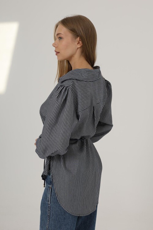 Lacivert Çizgili Kemer Detaylı Balon Kol Gömlek