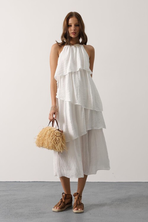 Beyaz Yaka Süslemeli Kat Kat Akışkan Kesim Midi Boy Elbise