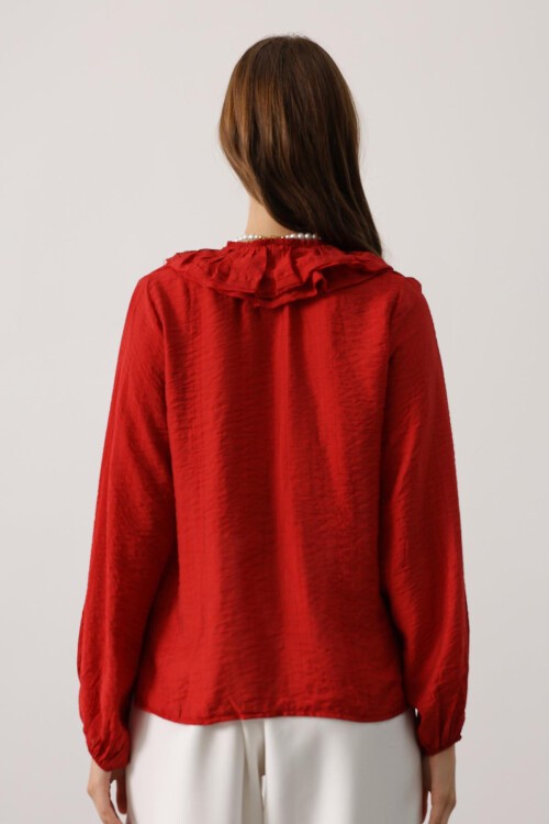 Kırmızı Yakası Fırfırlı Uzun Kollu Bluz