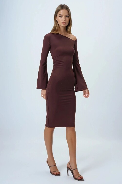 Kahverengi Asimetrik Yaka Basic Sandy Elbise