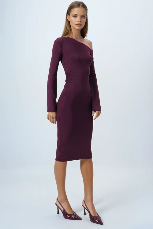 Mürdüm Asimetrik Yaka Basic Sandy Elbise