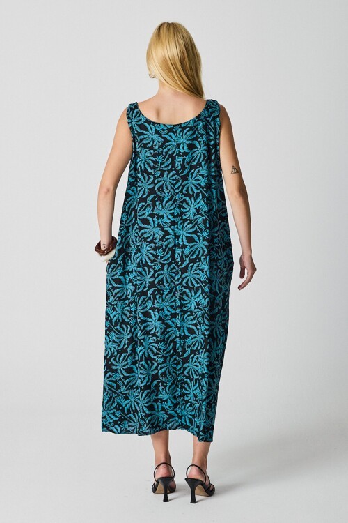 Cam Göbeği Askılı Boncuk Detaylı Çift Cepli Desenli Salaş Elbise