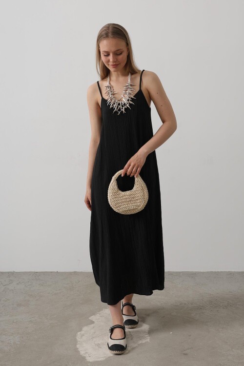 Siyah İnce İp Askılı Keten Midi Boy Elbise