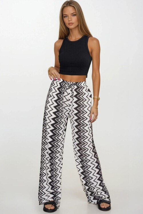 Siyah-Beyaz Beli Lastikli Bağcıklı Desenli Viskon Palazzo Pantolon