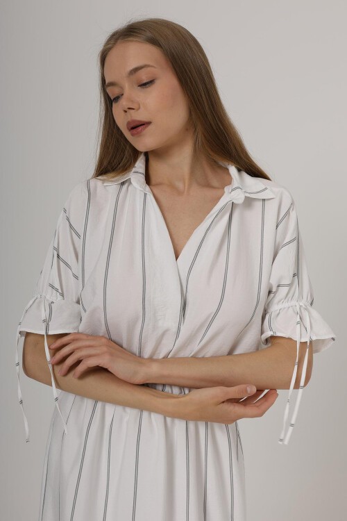 Beyaz Gömlek Yaka Beli Ve Kolu Lastikli Çizgili Elbise