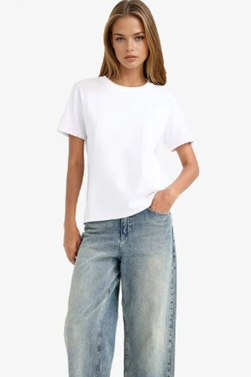 Beyaz Bisiklet Yaka Basic Kısa Kollu T-Shirt