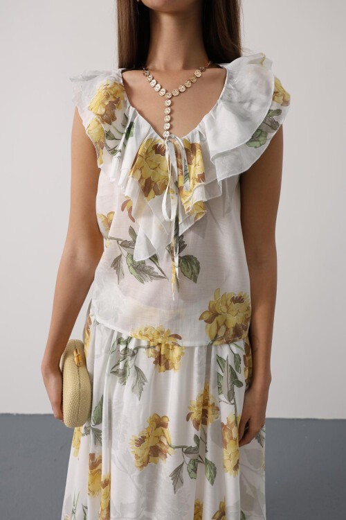 Sarı Çiçek Desen Yakası Fırfırlı Bluz