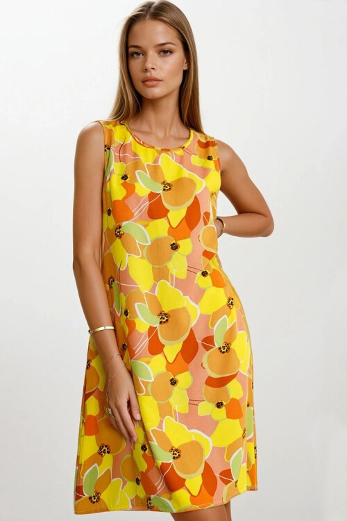 Sarı Çiçek Desenli Kolsuz Midi Boy Elbise