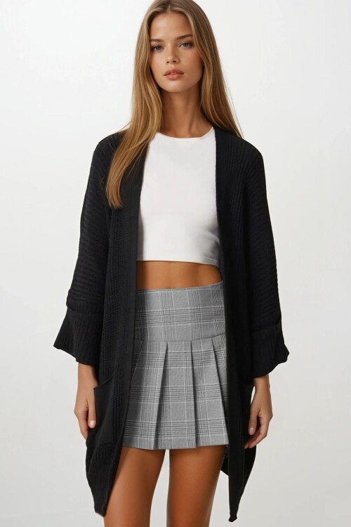 Siyah Çift Cepli Oversize Triko Hırka