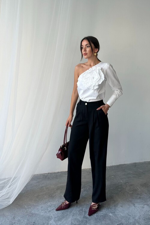 Siyah Çift Cepli Pileli Yüksek Bel Pantolon