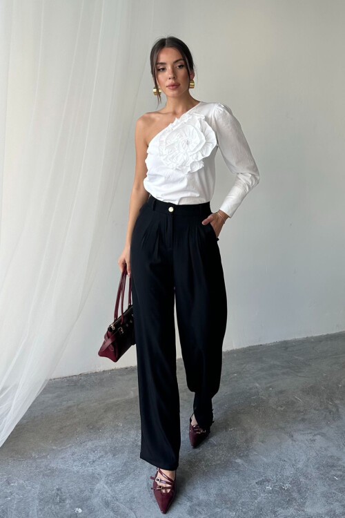 Siyah Çift Cepli Pileli Yüksek Bel Pantolon