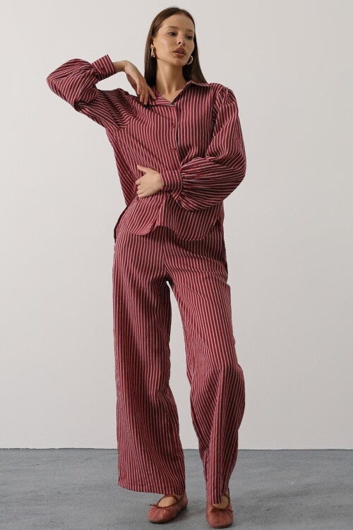 Bordo Çizgi Rahat Pantolon Takım