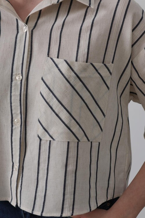 Lacivert-Bej Cepli Çizgili Kısa Gömlek