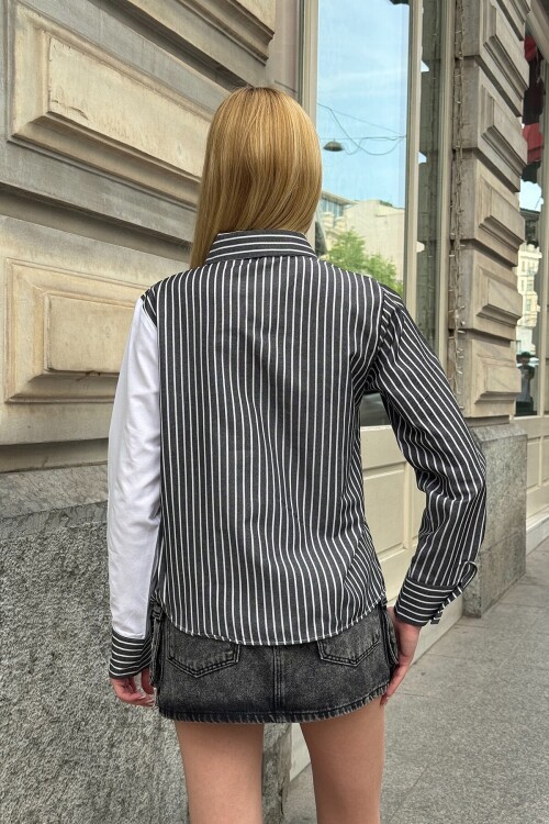 Siyah Çizgili Kontrast Kol Asimetrik Düğme Detaylı Uzun Kollu Gömlek