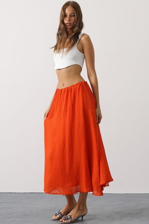 Kırmızı Dantel Detaylı Uzun Etek