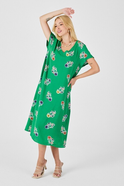 Yeşil Desenli Derin V Yaka Midi Boy Elbise