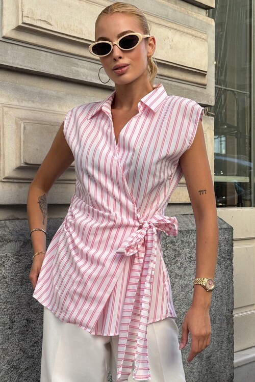 Pembe Gömlek Yaka Bağlama Detaylı Çizgili Bluz