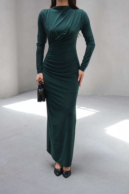 Zümrüt Yeşili Hakim Yaka Drape Detaylı Astarlı Uzun Elbise
