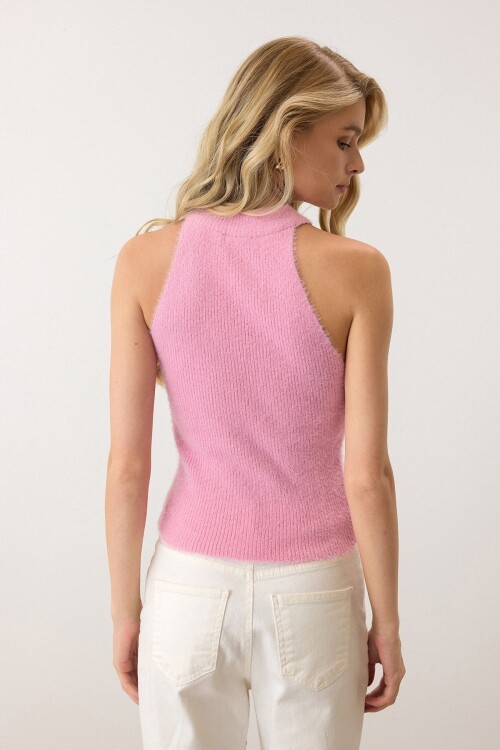 Pembe Halter Yaka Tüylü Triko Crop Top