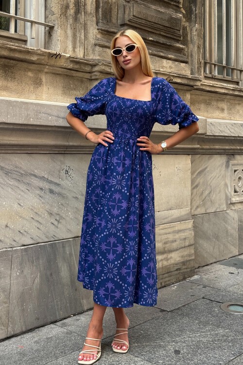 Lacivert Kare Yaka Gipeli Desenli Midi Boy Elbise