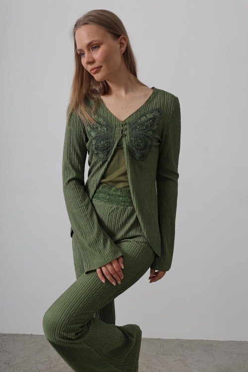 Haki Motifli Dantel İşlemeli Bluz Ve Pantolon Bürümcük Takım