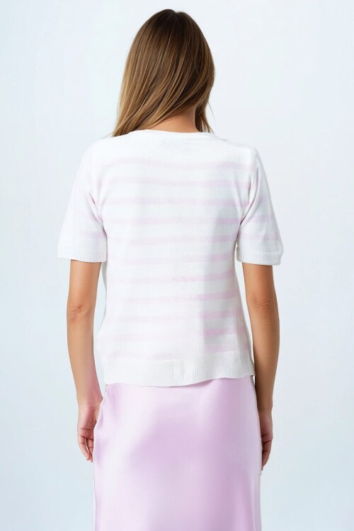 Pembe Kolsuz Bluz Ve Düğmeli Triko Hırka