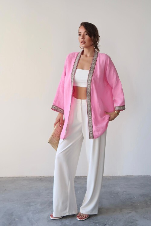 Pembe Nakış Detaylı Keten Kimono