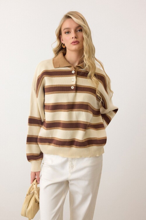 Kahverengi Polo Yaka Düğmeli Triko Kazak