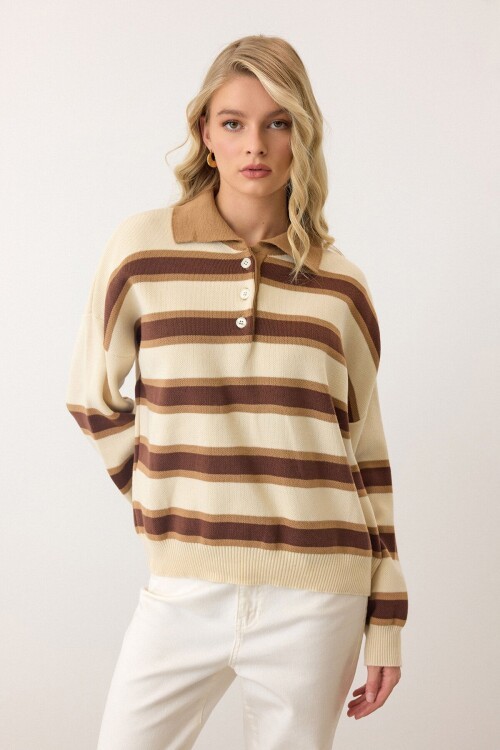 Kahverengi Polo Yaka Düğmeli Triko Kazak