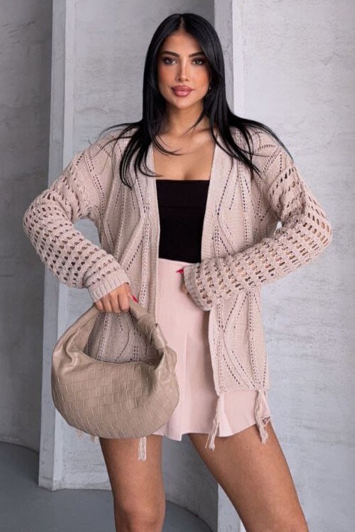 Bej Püsküllü Ajurlu Hırka