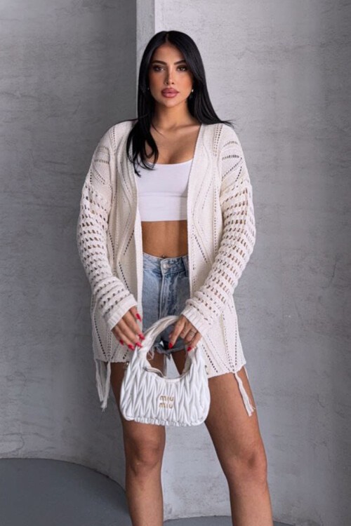 Ekru Püsküllü Ajurlu Hırka