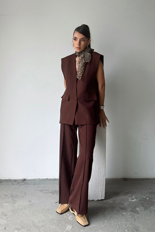 Kahverengi Tek Düğmeli Cep Kapaklı Oversize Yelek