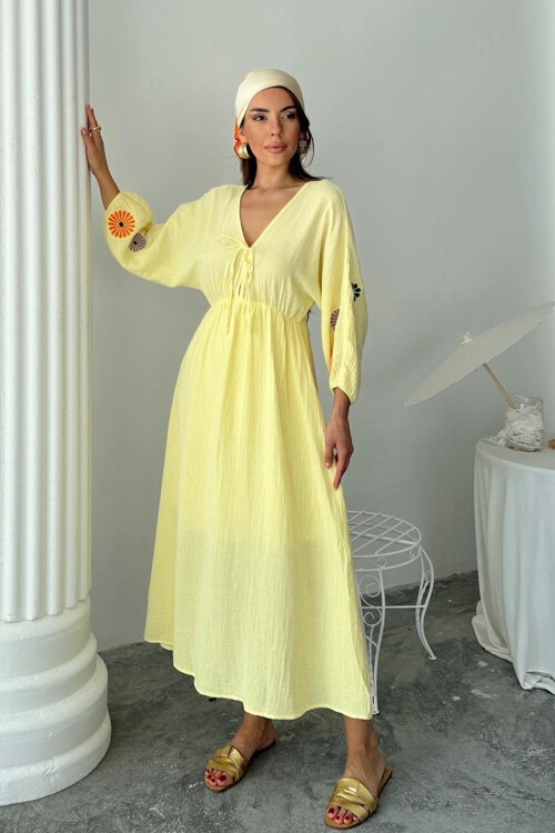 Sarı V Yaka Balon Kol Bağcıklı Astarlı Uzun Elbise