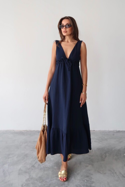 Lacivert V Yaka Fırfır Detaylı Astarlı Müslin Elbise