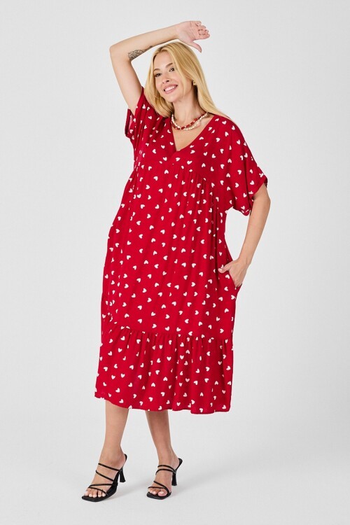 Kırmızı V Yaka Oversize Kesim Desenli Çift Cepli Volanlı Elbise