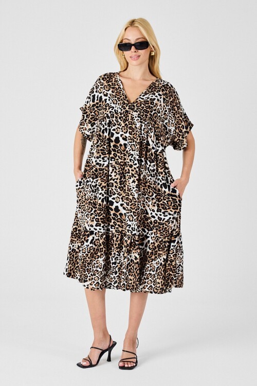 Leopar V Yaka Oversize Kesim Desenli Çift Cepli Volanlı Elbise